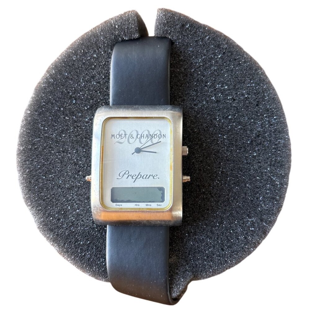 Rare‎ Moet & Chandon Millennium Countdown Watch With Black Strap NOT WORKING